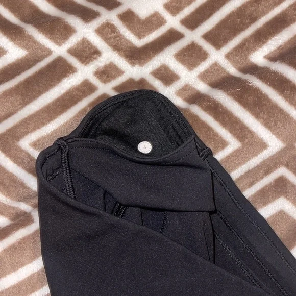 Lulu lemon leggings - Picture 6 of 11